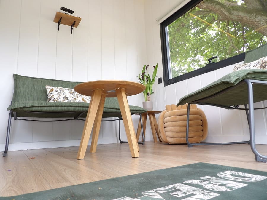 Salon tiny house
